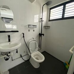 Blk 426 Bukit Batok West Avenue 2 (Bukit Batok), HDB 4 Rooms #563663461